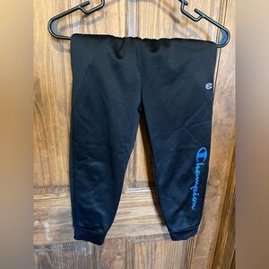 Black champion sweat pants